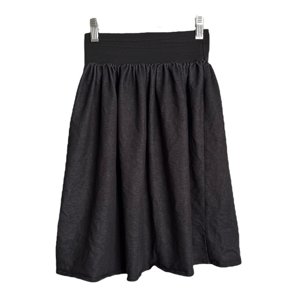 4/$25 Basic Colors Girls Black Knee Length Skirt with Elastic Waist Size 10/12 - Picture 1 of 7